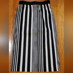 Joe B Black & White Ribbed Pencil Skirt - Extra Small